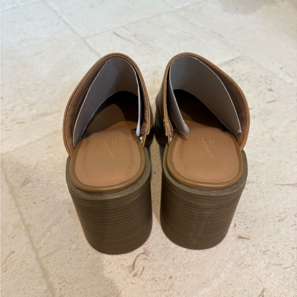 Universal Thread Block Heel Mule - size 8 - Picture 8 of 10